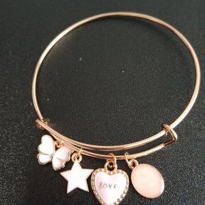 Charm bracelet